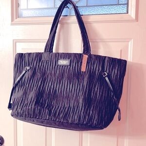 VICTORIA SECRET BLACK BAG PLUS SILVER TOTE. GORGEOUS BAG. PLENTY OF ROOM. NWT